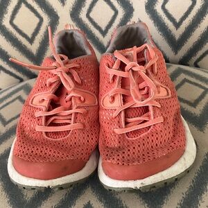 Columbia Coral Shoes 6.5